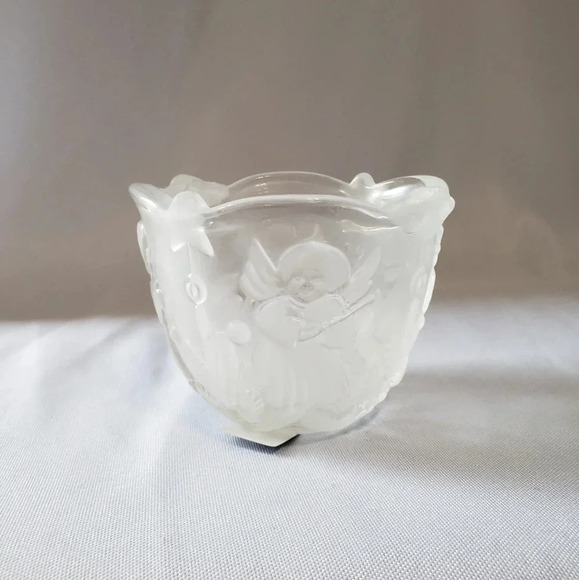 -Mikasa Holiday Lights Votive Tea Light Candle holder Angels Christmas - Picture 1 of 6